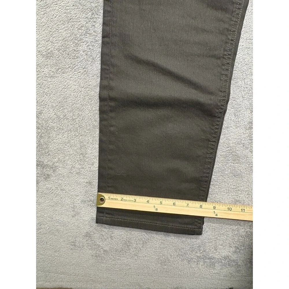 Levi's 541 Athletic Fit Jeans Brown Measured‎ 38x31 Denim Casual